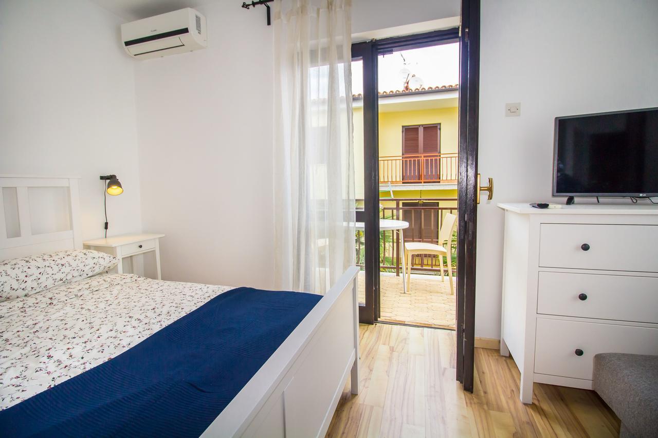 Pineta House Vidos Apartment Porec Exterior photo